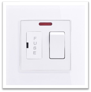 13A DOUBLE POLE FUSE PLASTIC WHITE