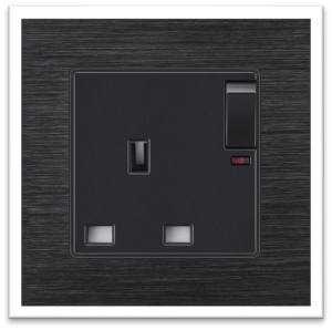 3X3 13A SINGLE SOCKET BLACK ALUMINIUM