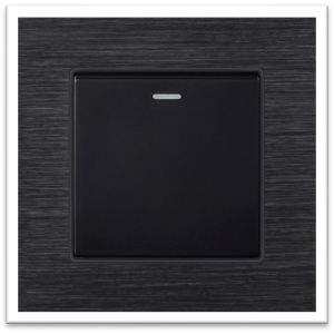 1 GANG INTERMEDIATE PLASIC BLACK ALUMINIUM